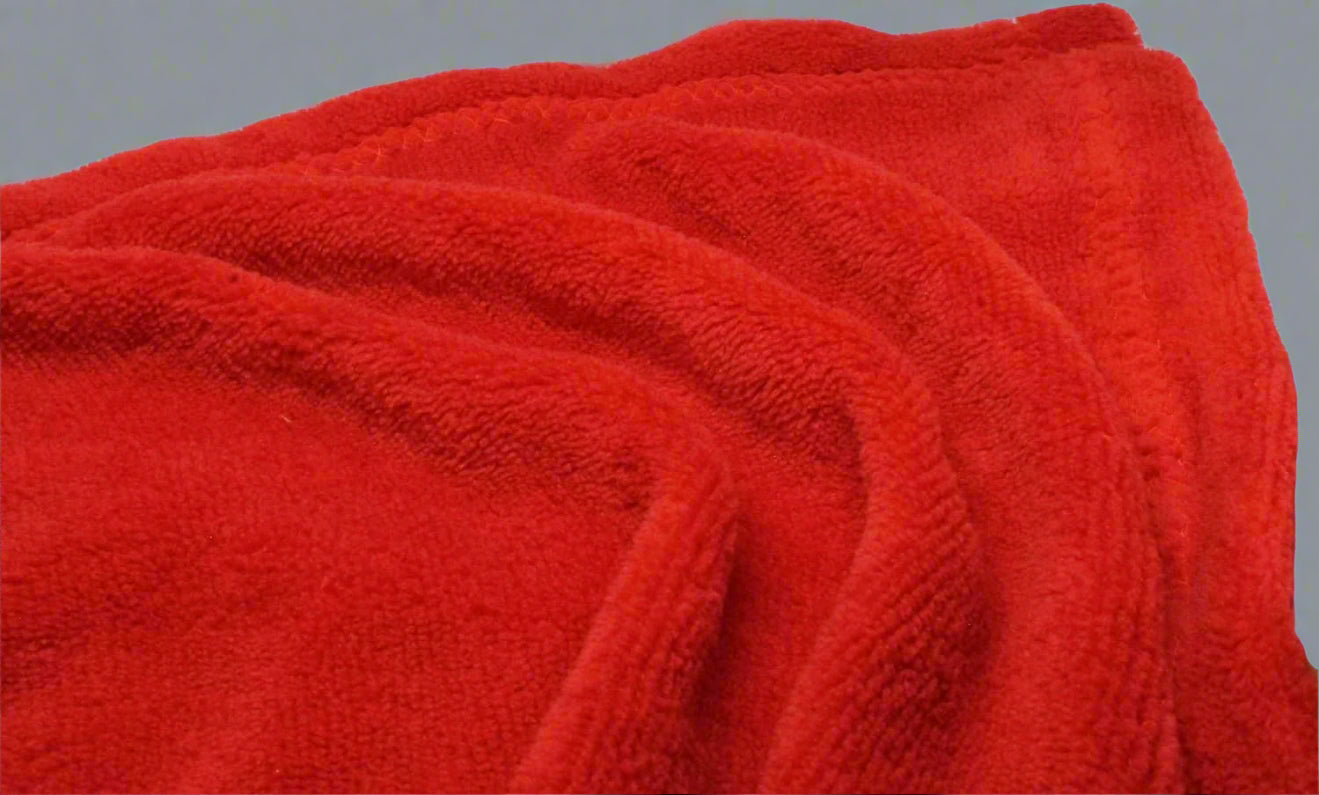 Fleece Blanket Red Small Plush Throw Blankets for Couch Flannel Soft Lightweight Microfiber Travel 50" X 60" (Red)