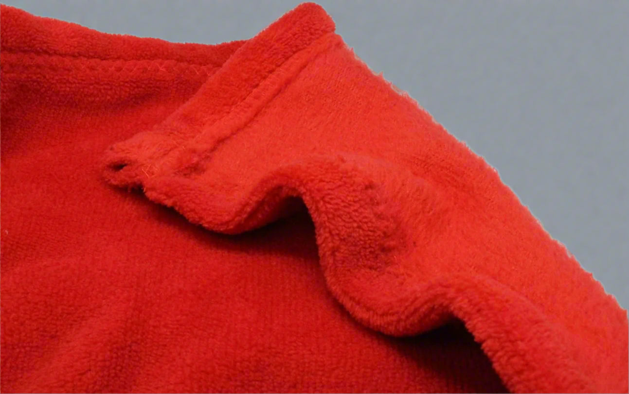 Fleece Blanket Red Small Plush Throw Blankets for Couch Flannel Soft Lightweight Microfiber Travel 50" X 60" (Red)