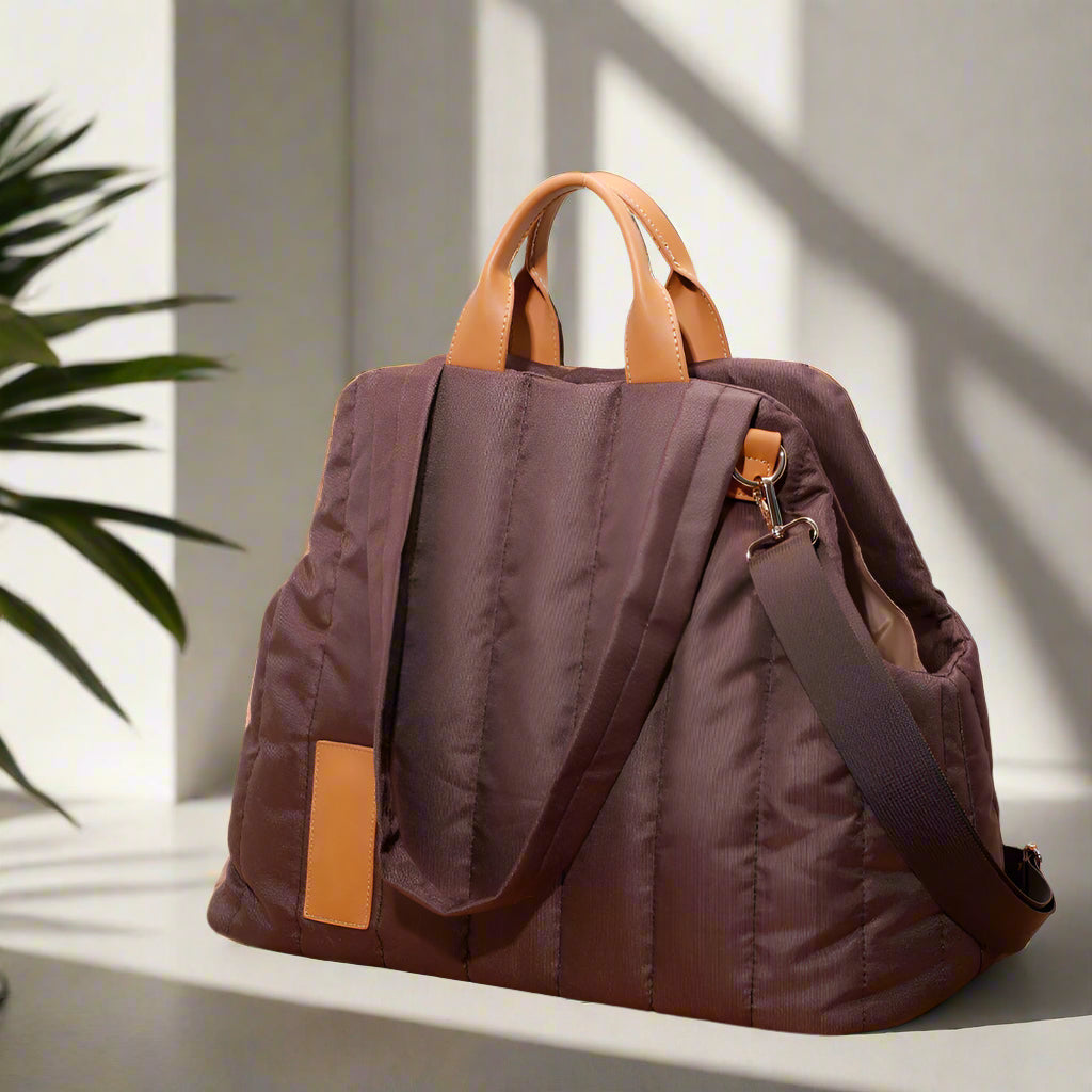 Pet Dog Cat Bag Carrier Light Waterproof Dog Out Portable Handbag Pet Accessories Fashion Dog Bag