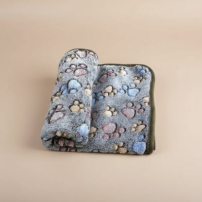 Soft Fluffy Quality Pet Blanket Cute Cartoon Pet Mat Warm and Comfortable Blanket for Cats and Dogs